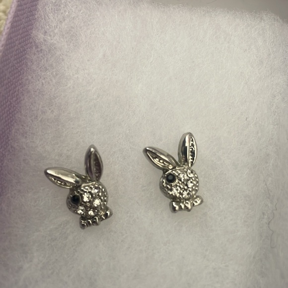 Playboy Bunny Earrings - Picture 5 of 9